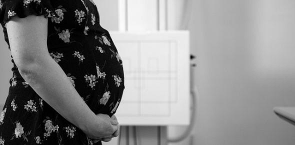 Могут ли уволить беременную женщину с работы на испытательном сроке?